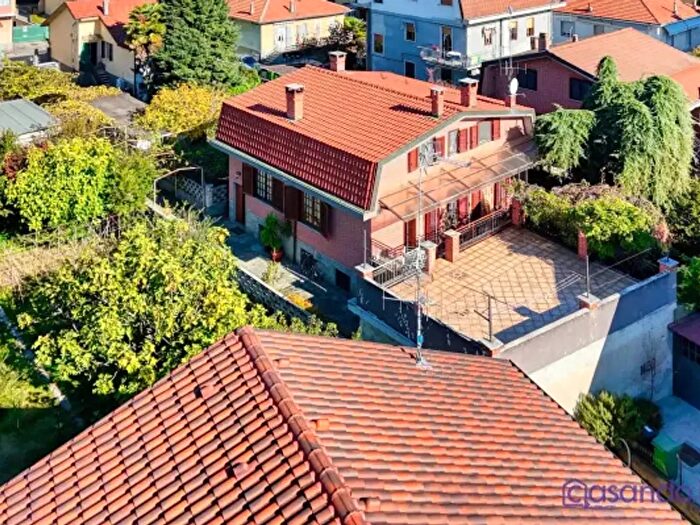 Casa con 6 locali in vendita in Via Gioacchino Rossini, Nichelino