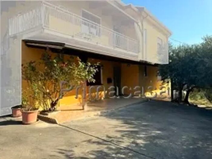 Appartamento quadrilocale in vendita in Via, Montecchia Di Crosara