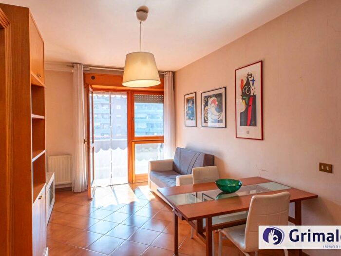 Appartamento bilocale in affitto in Viale Città D Europa, Torrino, Roma