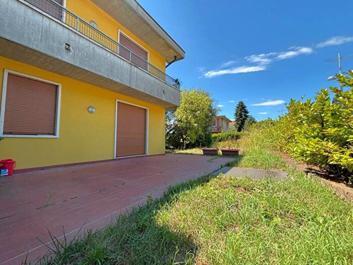 Casa quadrilocale in affitto in Via Marche, Montecchio Maggiore Alte Ceccato, Montecchio Maggiore