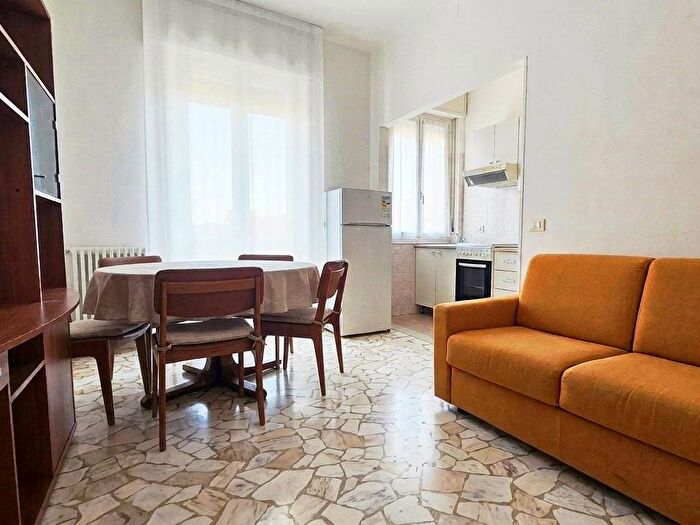 Appartamento trilocale in affitto in Via Pontevecchio, Mazzini Fossolo, Bologna