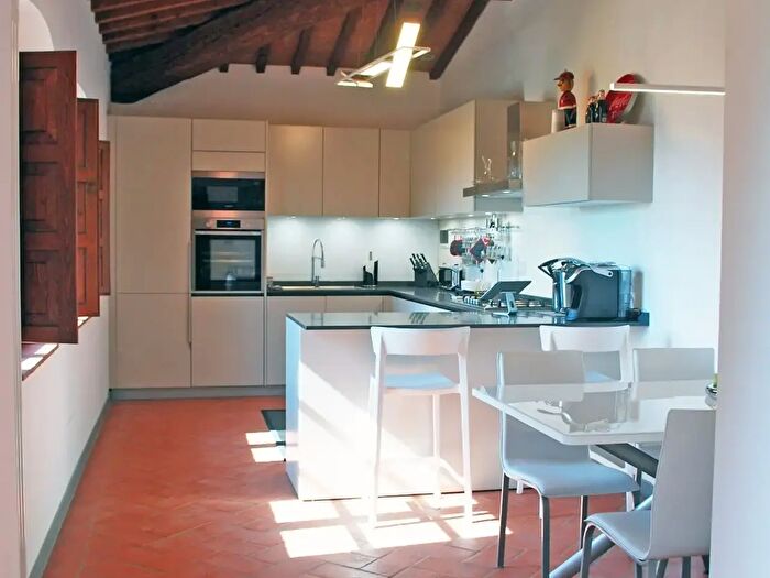 Appartamento quadrilocale in vendita in Via di Gricigliano, Pontassieve