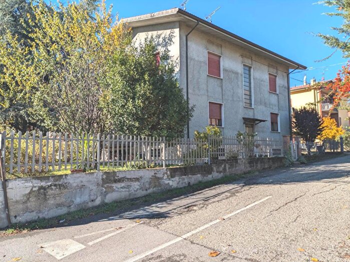 Casa con 5 locali in vendita in Via Martiri della Libertà, Lugagnano Val DArda