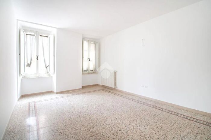 Appartamento trilocale in vendita in Via Brunforte, Fermo