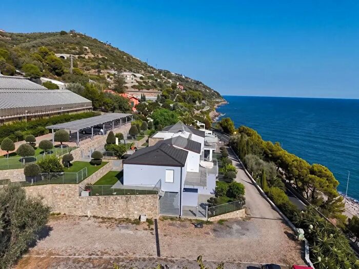 Appartamento bilocale in vendita in Via Aurelia, Imperia