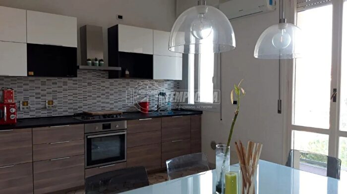 Appartamento trilocale in affitto in Bologna