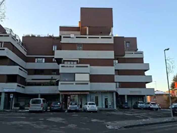 Appartamento con 5 locali in vendita in Via Claudia, Savignano Sul Panaro