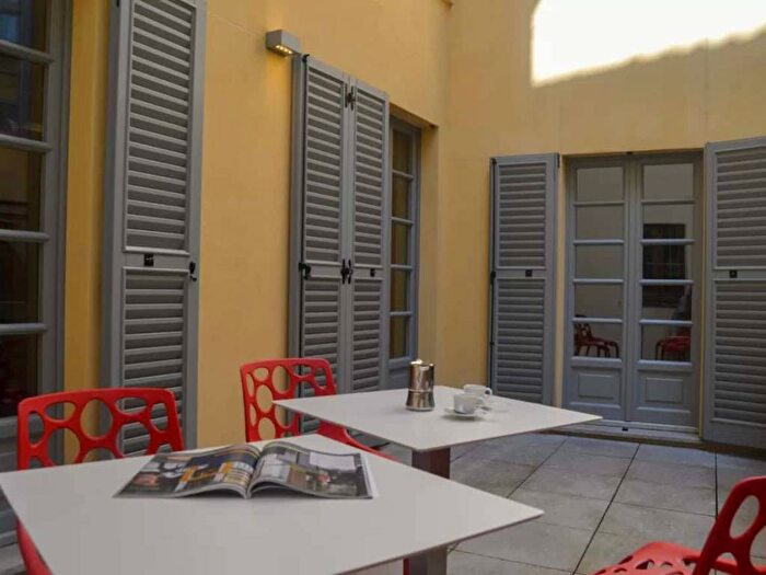 Appartamento trilocale in affitto in Via Santa Maria Fulcorina, Carrobbio, Milano