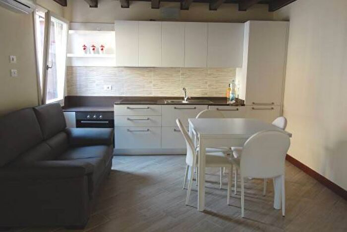 Appartamento bilocale in affitto in Via Rimembranza, Centro, Isola della Scala