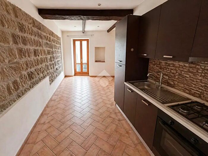 Appartamento bilocale in vendita in Via Malatesta, Viterbo