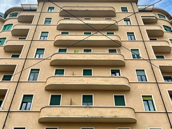 Appartamento quadrilocale in affitto in Via Monginevro, Torino
