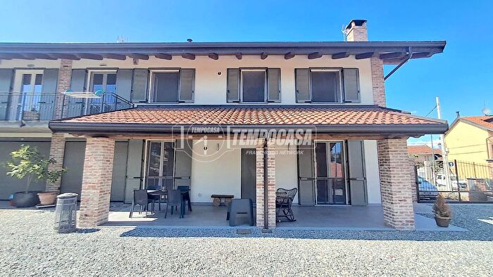 Casa con 5 locali in vendita in San Gillio