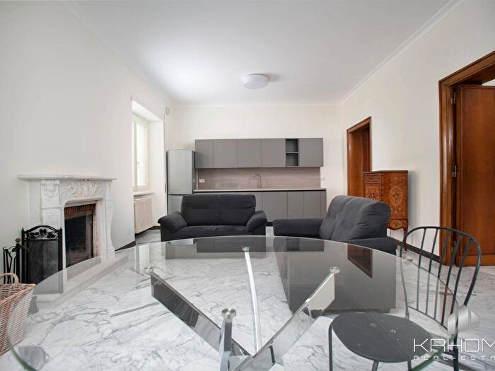Appartamento bilocale in affitto in Via di Villa Emiliani, Parioli, Roma