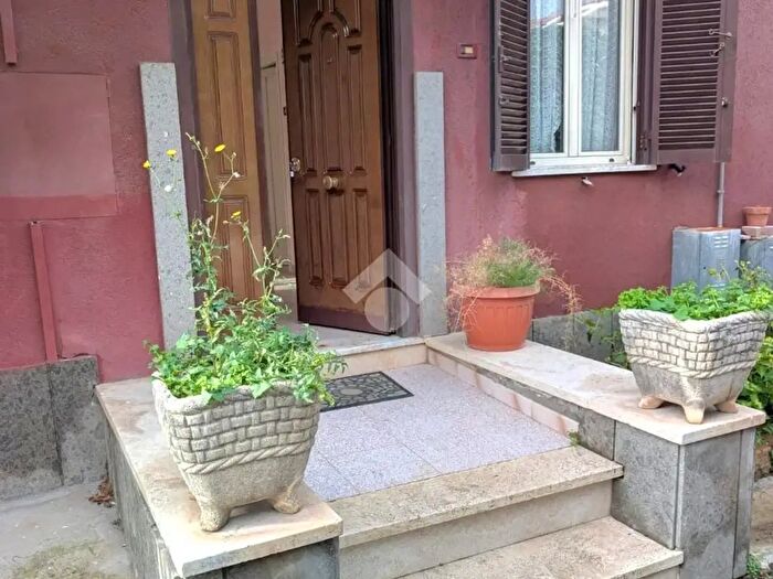 Appartamento trilocale in vendita in Via delle Mole, Albano Laziale