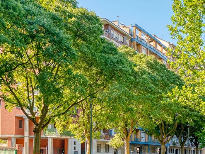 Appartamento trilocale in vendita in Corso Telesio, Torino