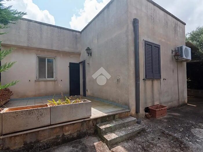 Casa bilocale in vendita in Contrada Pesciacroce, Conversano