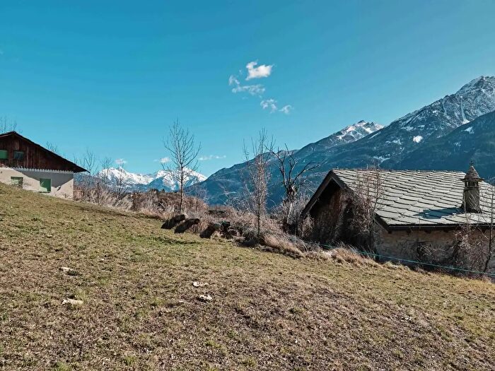Casa quadrilocale in vendita in Frazione Here Dessous, Verrayes