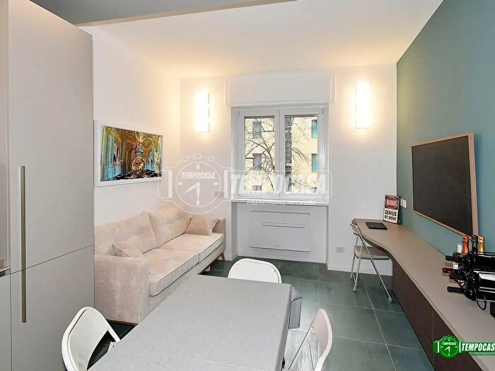 Appartamento bilocale in vendita in Milano