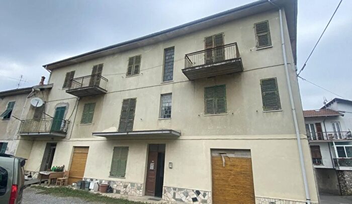Appartamento in vendita in Rocchetta Cairo Cairo Montenotte Savona Liguria Italia, Cairo Montenotte