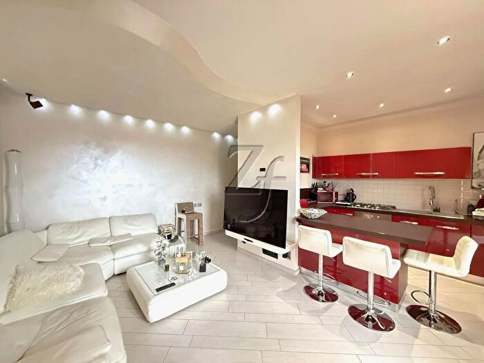 Appartamento trilocale in vendita in Prato