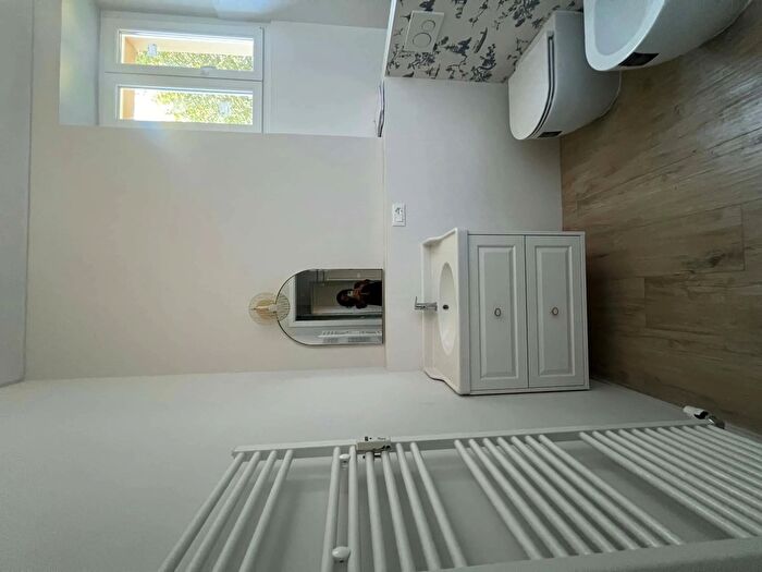 Appartamento monolocale in affitto in Via Santa Chiara, Torino