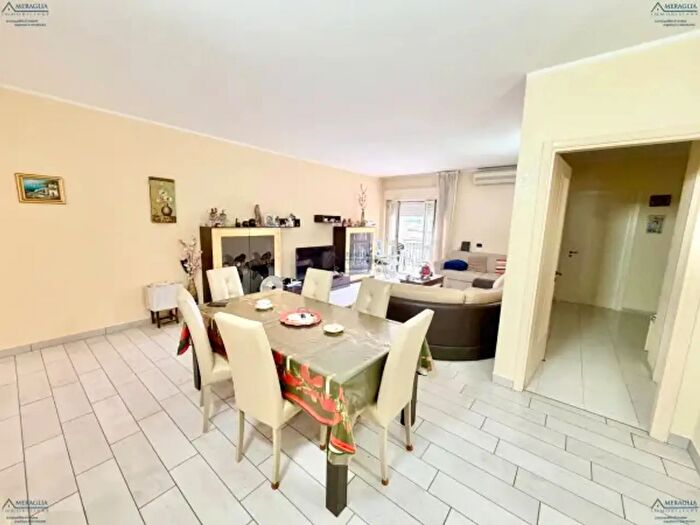 Appartamento quadrilocale in vendita in Via Ugo La Malfa, Parete