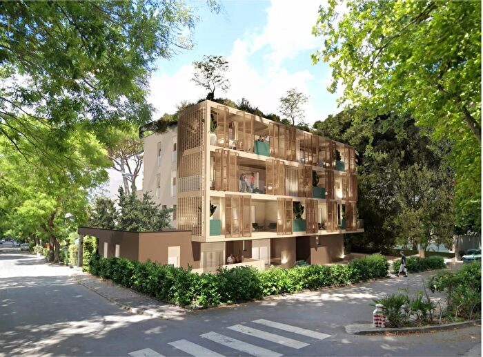 Appartamento quadrilocale in vendita in Viale Volturno, Cervia