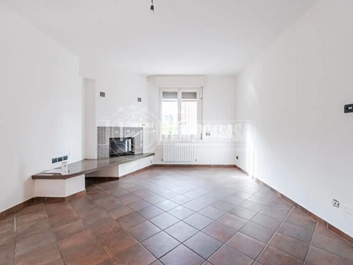 Appartamento trilocale in vendita in Via Confalonieri, Castelfranco Emilia