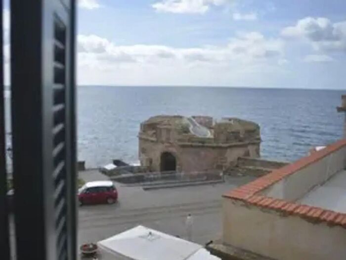 Appartamento trilocale in affitto in Via Zaccaria, Alghero