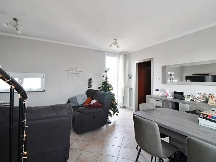 Appartamento trilocale in vendita in Via Luchino Visconti, Parabiago