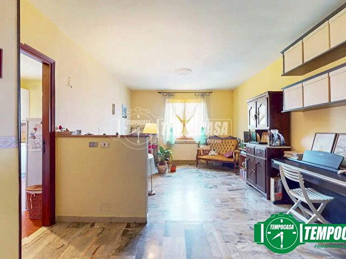 Appartamento trilocale in vendita in Viale Rimembranza, Serravalle Scrivia