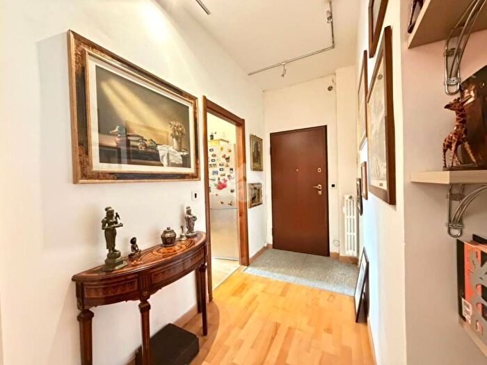Appartamento trilocale in affitto in Via dei Mulini, Centro, Orbassano