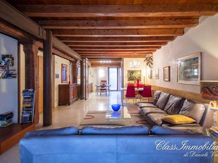 Appartamento trilocale in affitto in Montorio, Verona