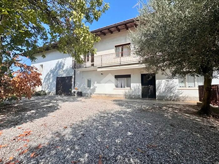 Casa con 5 locali in vendita in Via Antonio Gramsci, Corno Di Rosazzo