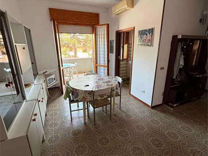 Appartamento trilocale in affitto in Via Badeschi, Tagliata, Cervia