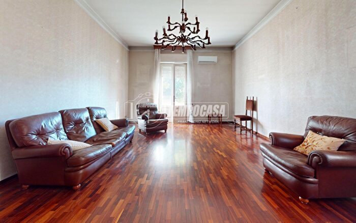 Appartamento con 5 locali in vendita in Via Luca Fancelli a, Mantova