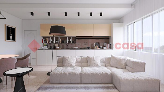 Appartamento quadrilocale in vendita in Via Salvo dAcquisto, Terracina