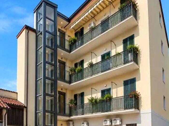 Appartamento quadrilocale in vendita in Via Fabio Filzi, Cremona