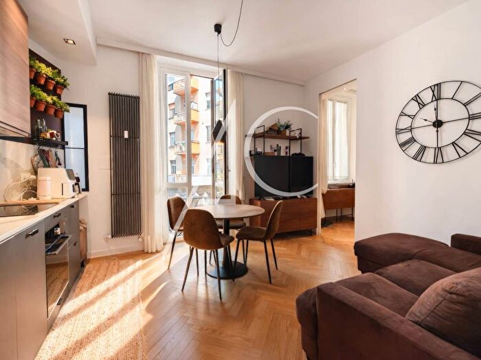 Appartamento bilocale in affitto in Via Ugo Bassi, Isola, Milano