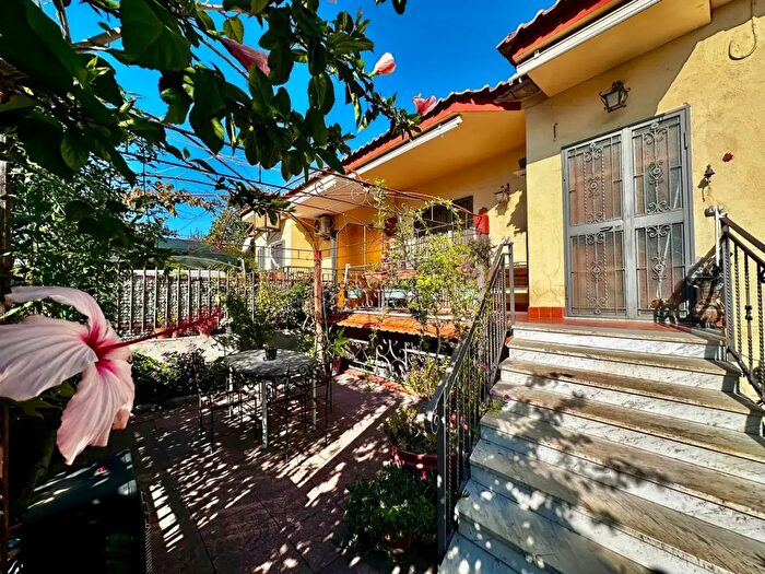 Casa trilocale in vendita in Via Pastrengo, Boscotrecase