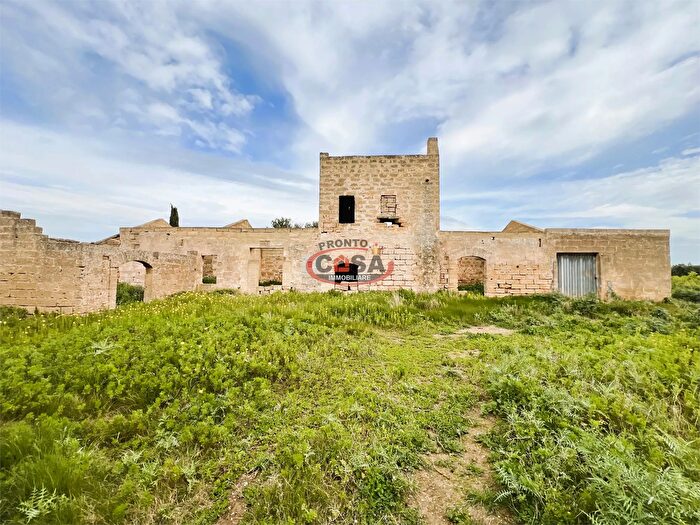 Casa con 6 locali in vendita in Marsala