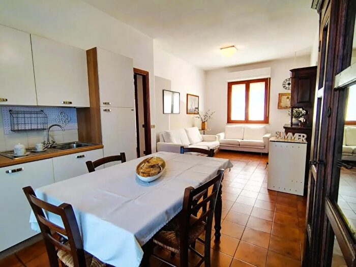 Appartamento trilocale in vendita in Rosignano Marittimo