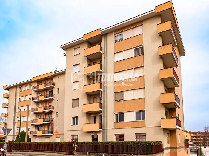 Appartamento trilocale in vendita in Via Giovanni XXIII, Chieri