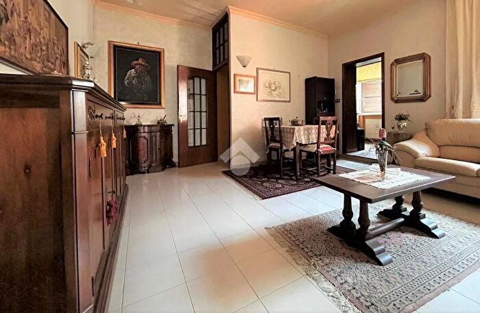 Appartamento quadrilocale in vendita in Via Palestro, Ischia Di Castro