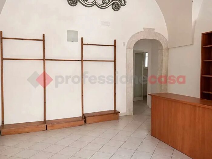 Casa quadrilocale in vendita in Via Giulia Farnese, Mesagne