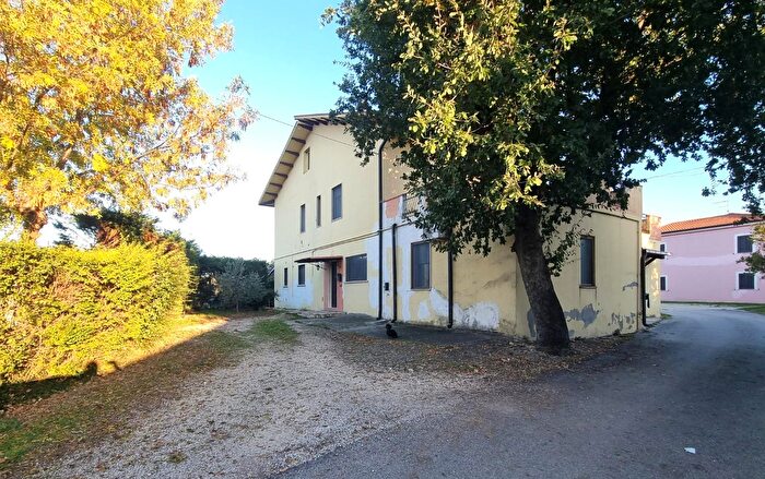 Casa con 5 locali in vendita in Contrada Vignoli, Cugnoli