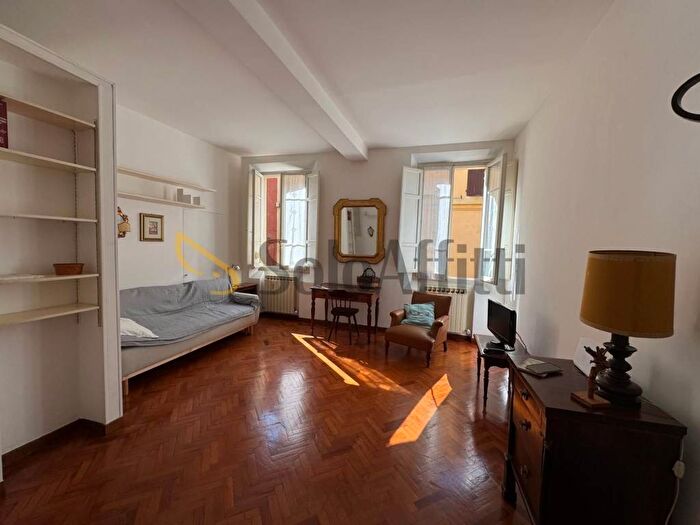 Appartamento bilocale in affitto in Via Cesare Battisti, Centro Storico, Bologna