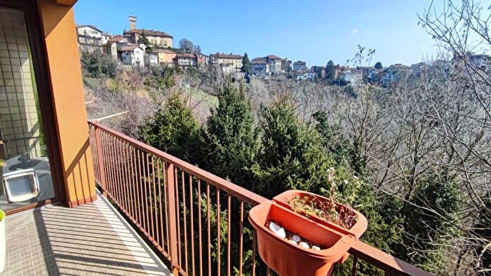 Appartamento trilocale in vendita in Via Roma, Trisobbio