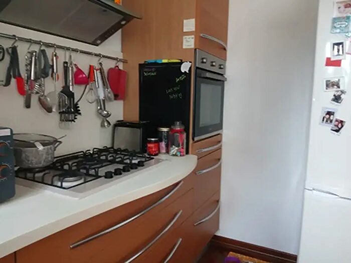 Appartamento trilocale in vendita in Via Erasmo Malvicini, Piacenza