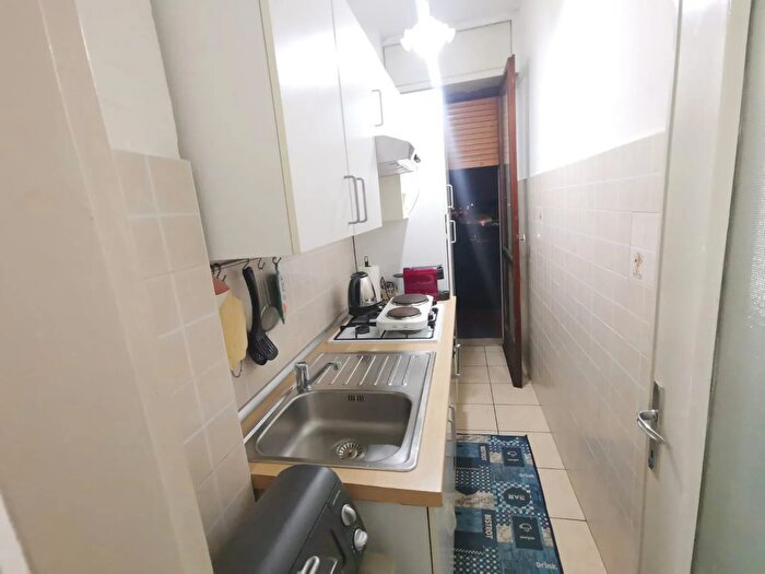 Appartamento monolocale in affitto in Viale Puglie, Milano